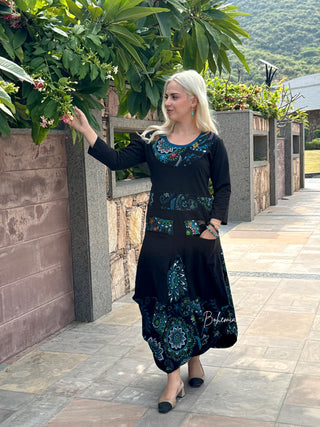 Ruha buggyos szoknyarésszel