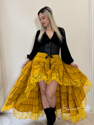 Aszimmetrikus csipkés szoknya