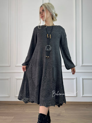 Kötött gyapjúkeverék midi ruha ballon ujjakkal