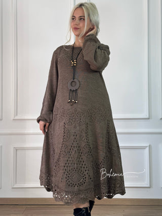 Kötött gyapjúkeverék midi ruha ballon ujjakkal