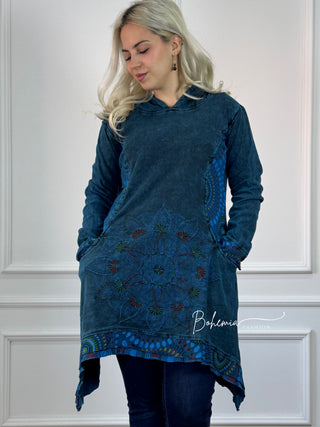 Kőmosott mandalás pulóver