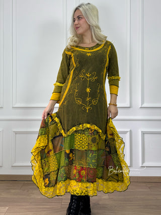 Hímzett patchwork ruha