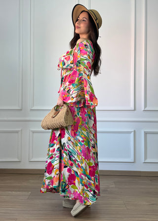 Gumis derekú, vállra húzható ruha