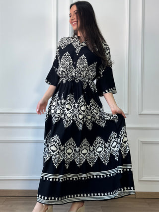 Hosszú ruha megkötővel