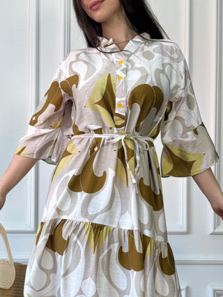 Hosszú ruha megkötővel