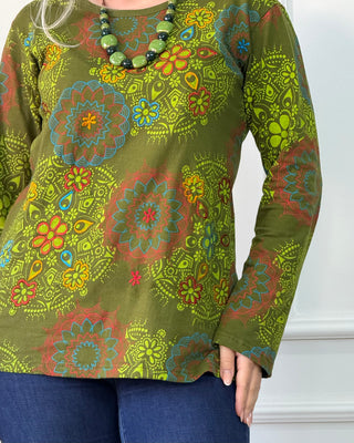 Bluză cu model mandala și mentă