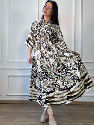 Hosszú ruha megkötővel