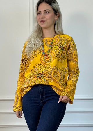 Mandala mintás felső