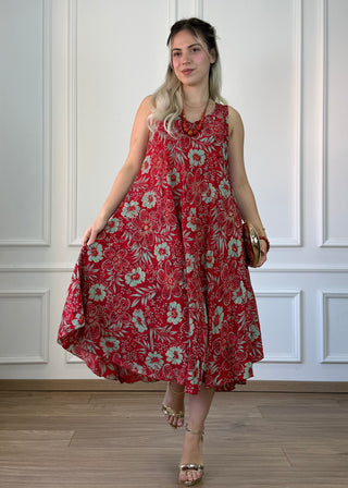 Széles pántos rövid ruha