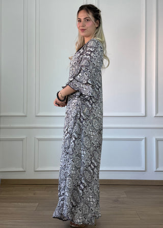 A-vonalú, fodros ujjú ruha