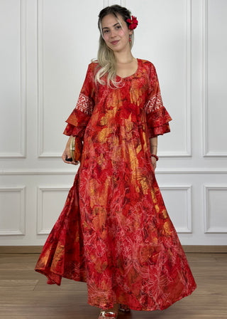 A-vonalú, fodros ujjú ruha