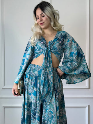 Bell-sleeved top