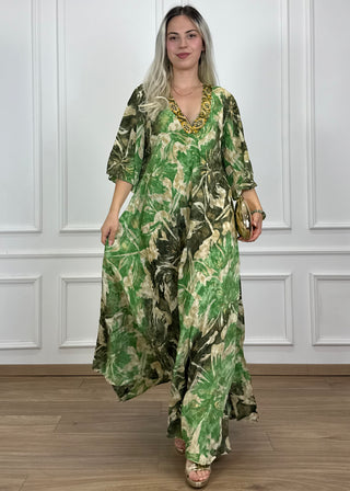 V-nyakú hosszú ruha