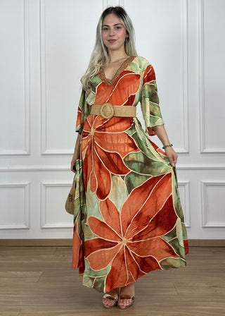 V-nyakú hosszú ruha