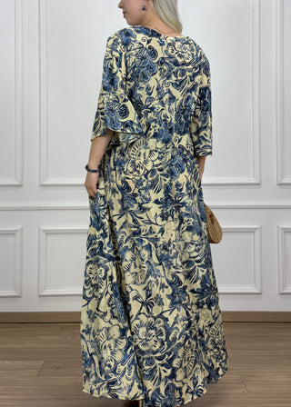 V-nyakú hosszú ruha