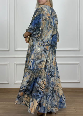 V-nyakú hosszú ruha