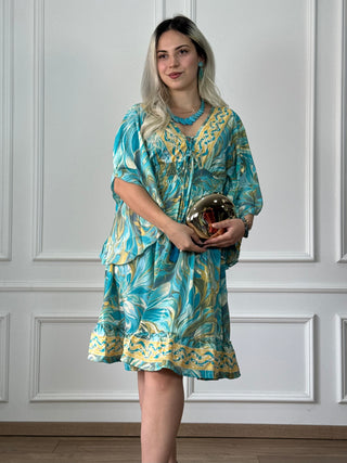 Rövid ruha fűzős mellrésszel