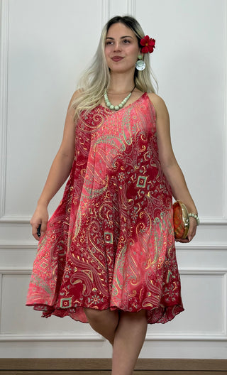 Rochie scurtă în linie A cu buzunare