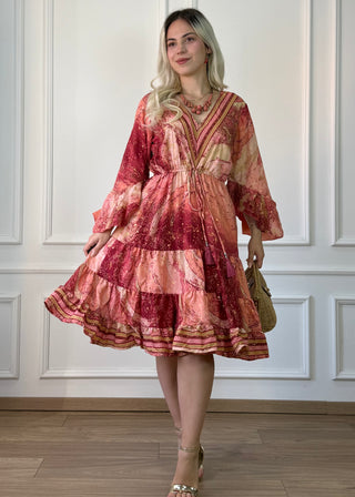 Fodros aljú megkötős ruha