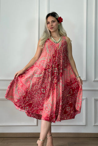 Széles pántos rövid ruha