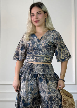 Short sleeve top