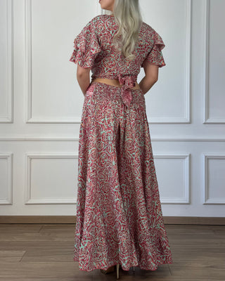 Felvágott hosszú szoknya